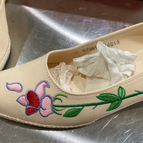 Beacon vintage 👠 embroidered beige shoes - Picture 2 of 8